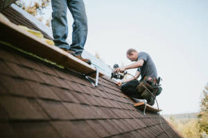 Local Roofers in Lattimer Mnes, PA